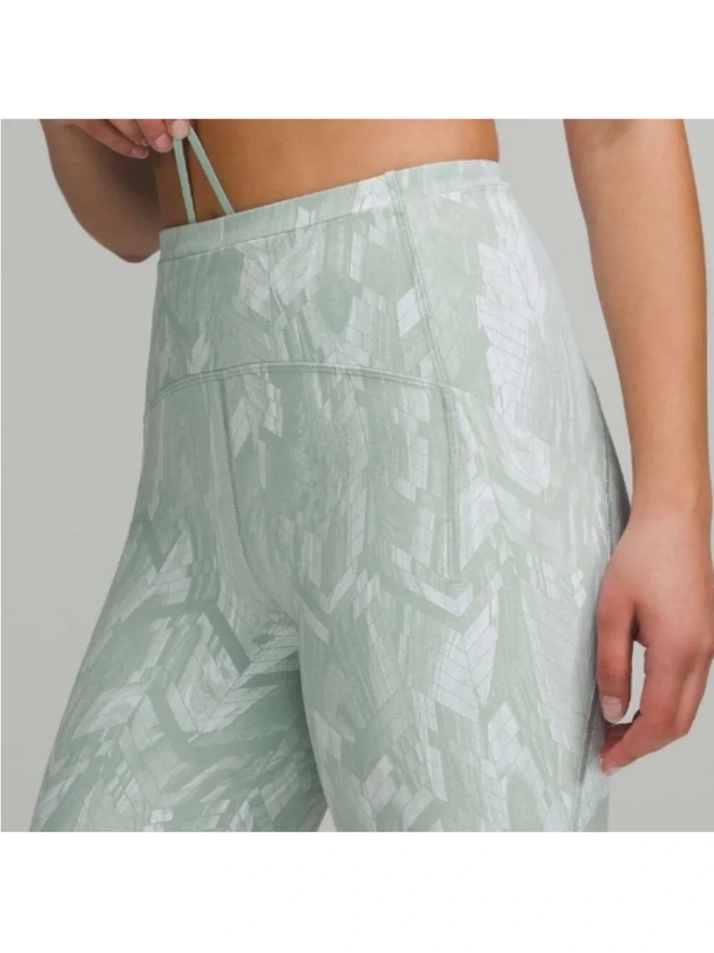 Lululemon Swift Speed High-Rise Crop Leggings Women’s Size 8